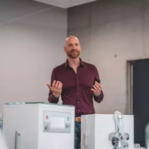 Kursuerbersicht-fortbildung-fuer-zahnaerzte-1536x1024